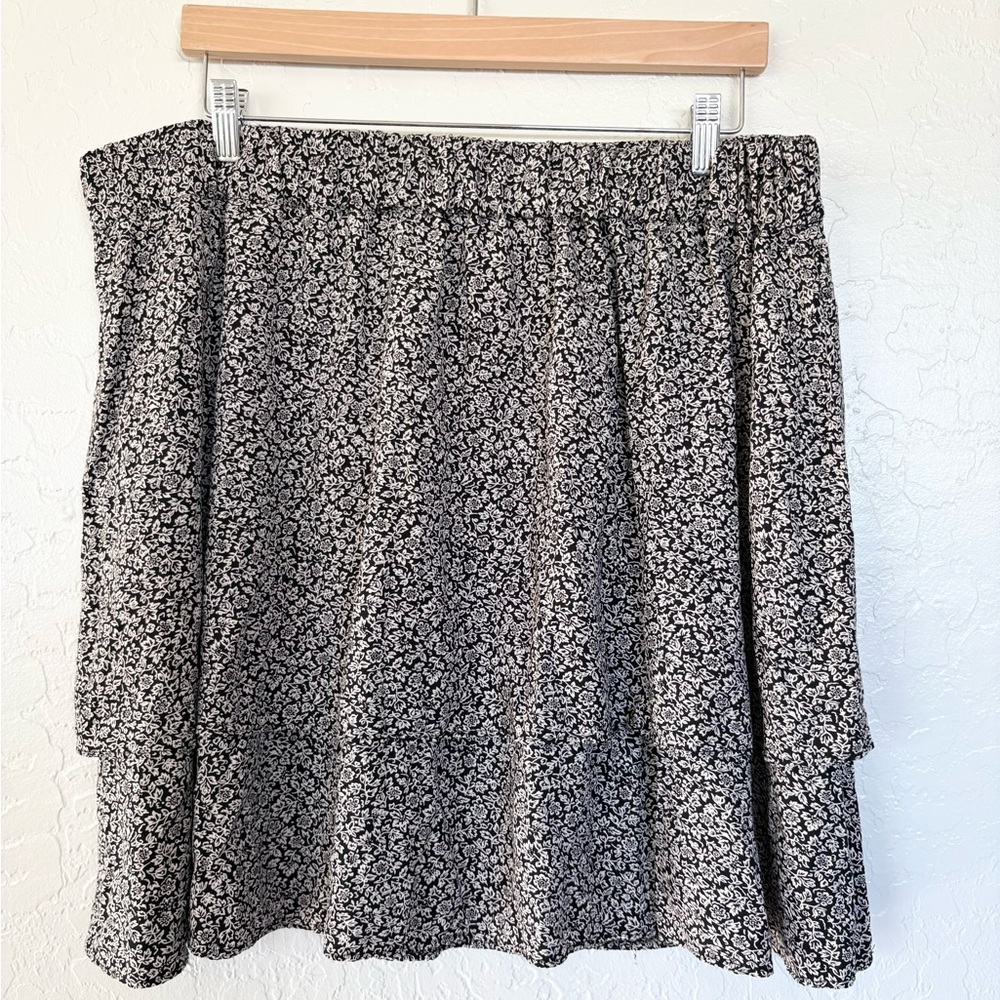 Black & White Floral A-Line Skirt